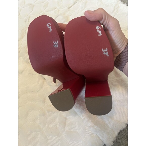 Steve Madden Twice Red Patent Leather Block Heel Mary Jane Platform Pumps Size 6 - Picture 7 of 9